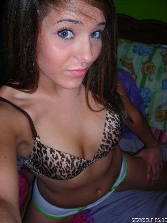 Free porn pics of Blonde college girl bedroom Self Shots 11 of 84 pics