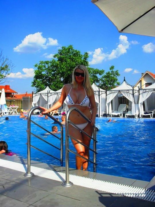 Free porn pics of Dragana - beautiful serbian MILF 7 of 1105 pics