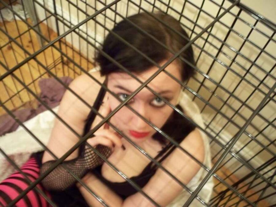 Free porn pics of Lindsay, pet and slave 21 of 33 pics