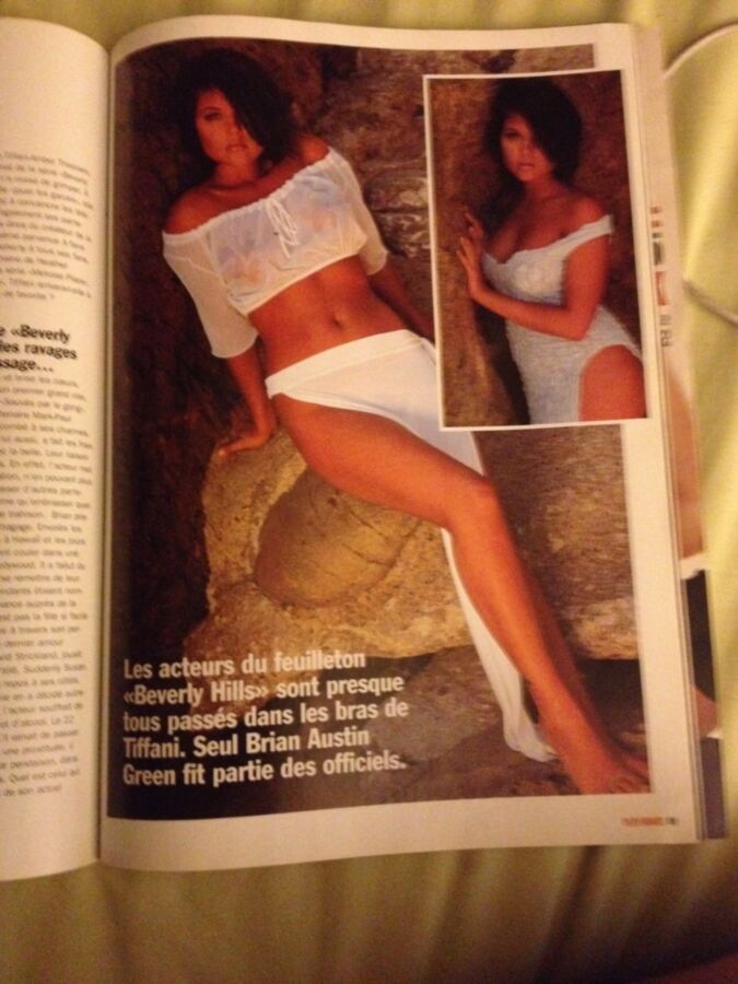 Free porn pics of old magazine with Tiffani Thiessen 4 of 8 pics