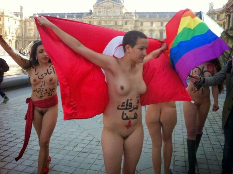 Free porn pics of naked protest 6 of 25 pics