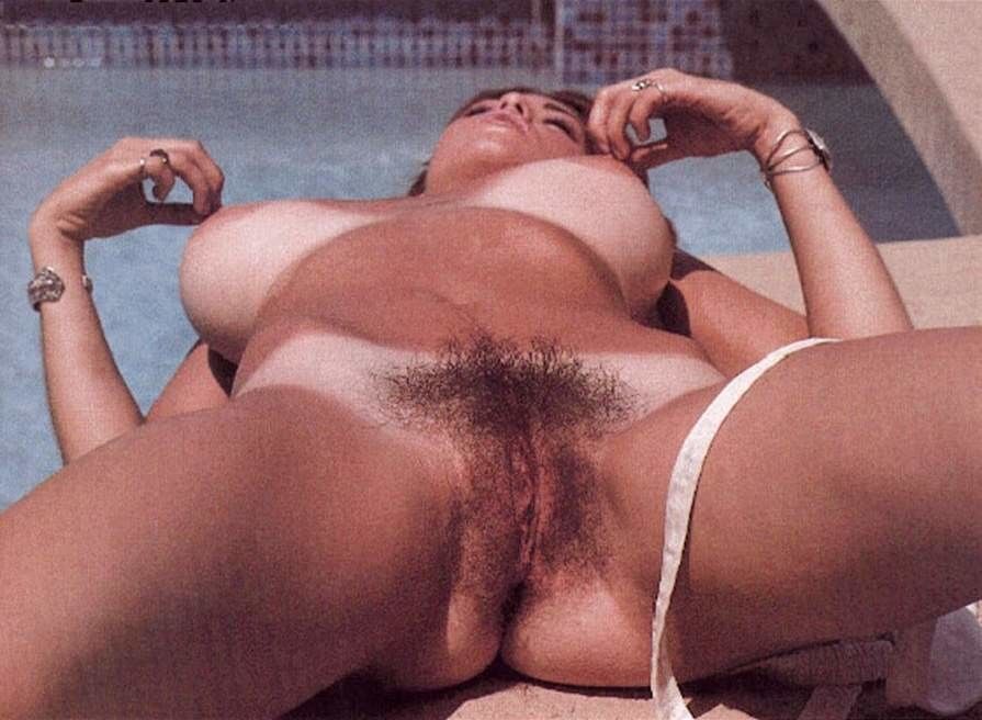Free porn pics of Give BOTH those nipples a tug, woman ! 14 of 113 pics