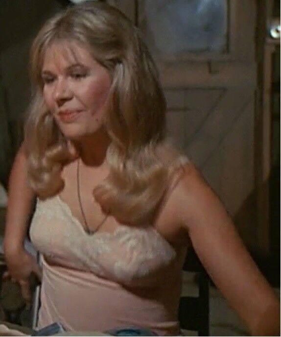 Free porn pics of Loretta Swit aka Major Margaret houlihan (actress, celebrity) 2 of 4 pics