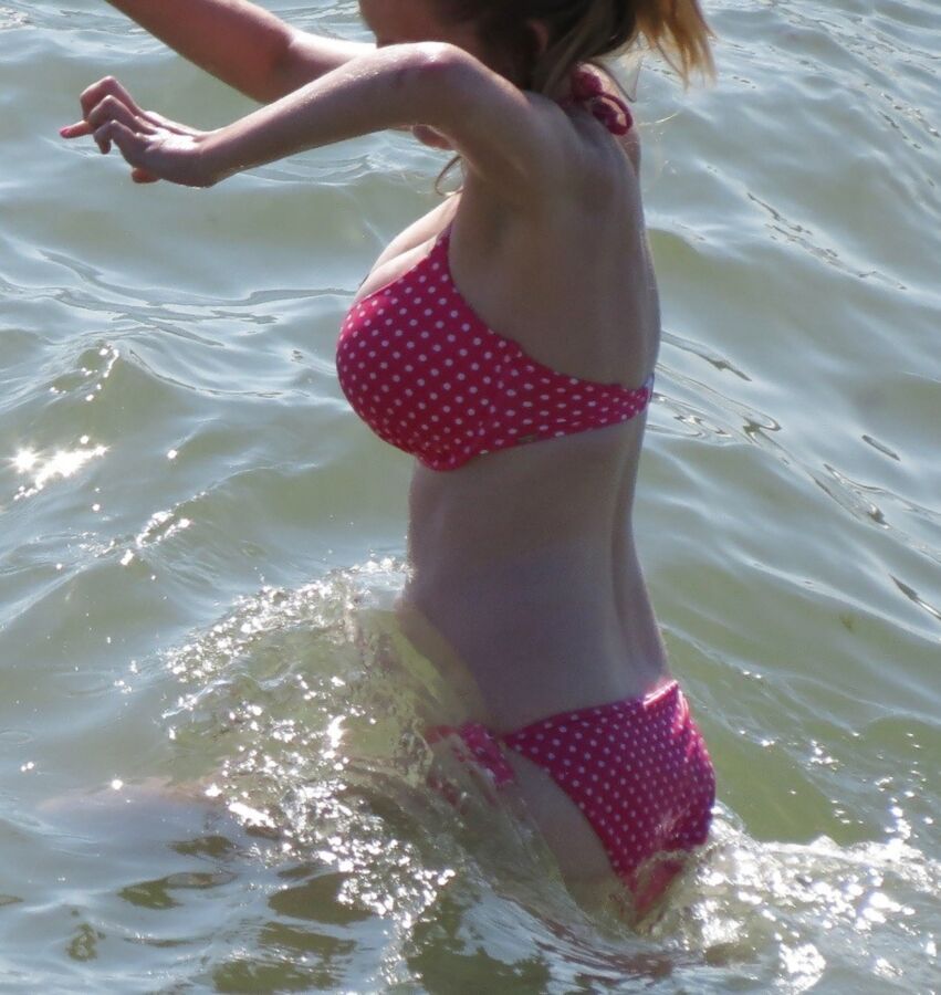 Free porn pics of Candid Perfect Busty Bikini Teen 2 of 5 pics