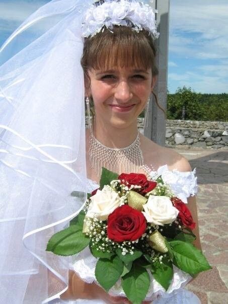 Free porn pics of Olya and her wedding 9 of 28 pics