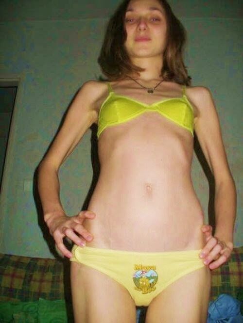 Free porn pics of Polish teen Maja in yellow and pink undies 1 of 19 pics