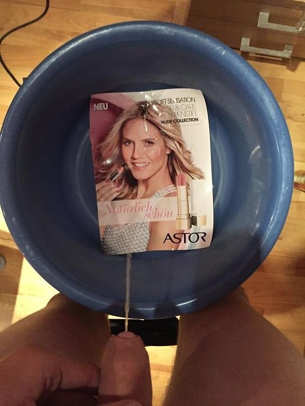 Free porn pics of Heidi Klum Piss Sau 2 of 9 pics