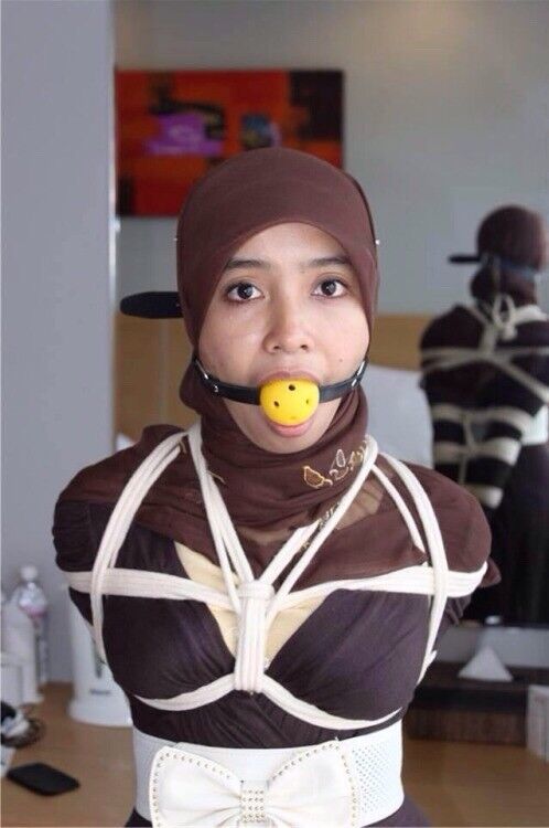 teen girls see first big dick sexy hijabi pet girl
