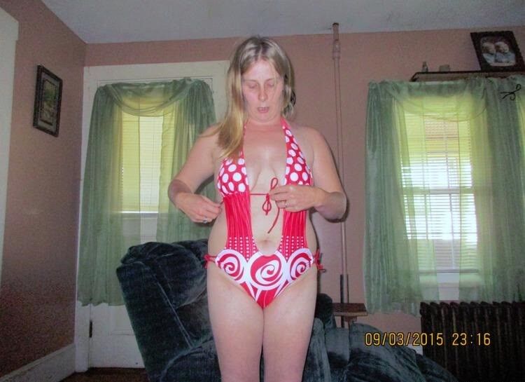 Free porn pics of you like my bikini ? 1 of 8 pics