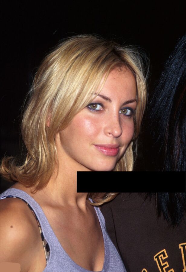 Free porn pics of Natalie Appleton (and her boobs) 4 of 8 pics