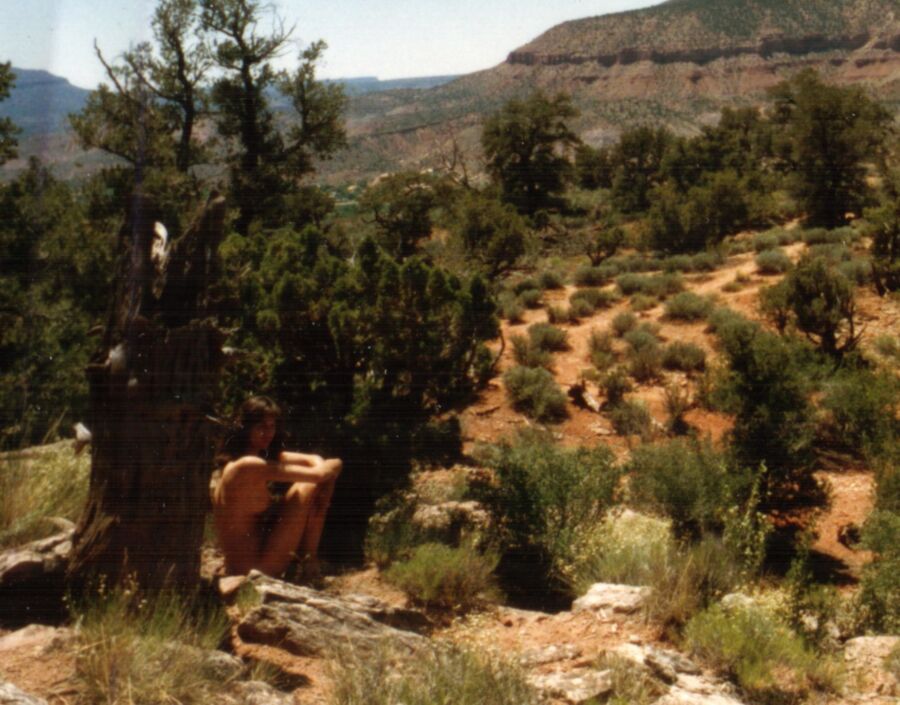 Free porn pics of Pamela Tidwell naked in Zion National Park 5 of 10 pics
