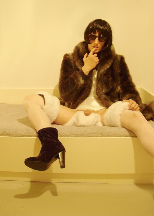 Me In Fur Coat Cuffs Stockings Free Por