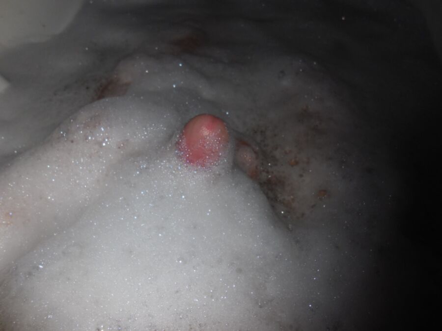Free porn pics of In the bath 5 of 19 pics