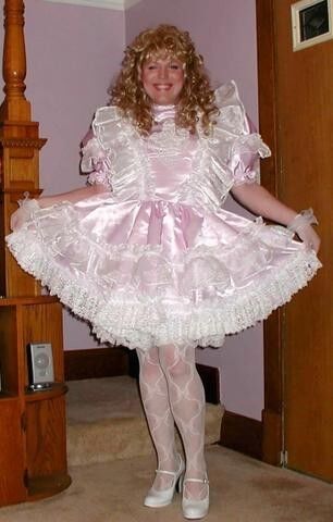Free porn pics of The Extreme Sissy 7 of 18 pics