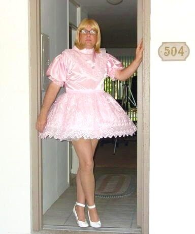 Free porn pics of The Extreme Sissy 5 of 18 pics