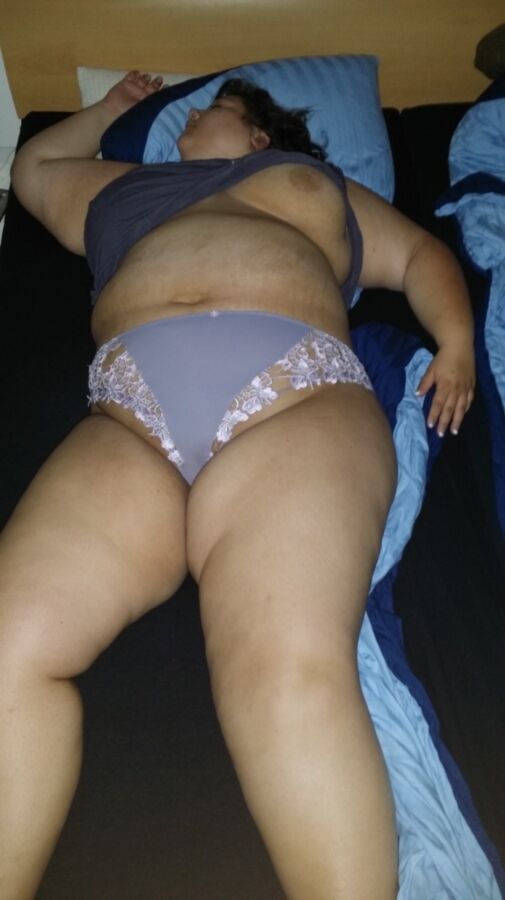 Free porn pics of Fat pig melanie sleeping 11 of 15 pics