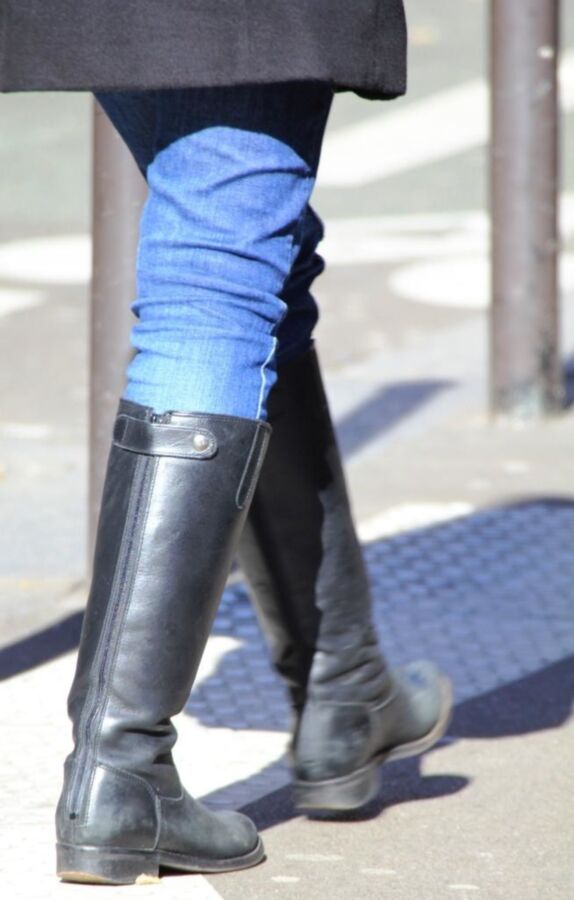 Free porn pics of Nice street shot with sexy boots 6 of 8 pics