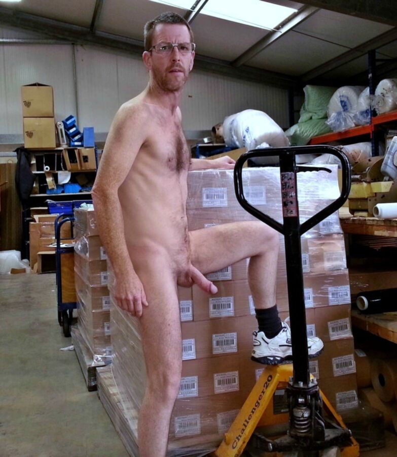 Free porn pics of Naked At Work! 17 of 60 pics