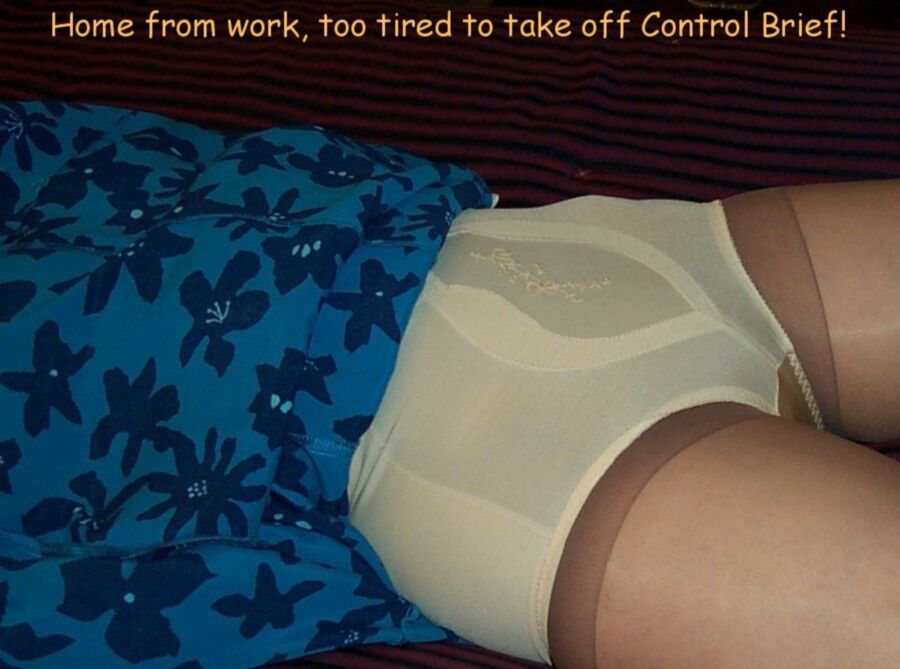 Free porn pics of Control Briefs over Pantyhose 3 of 17 pics