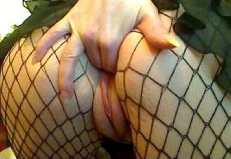 Free porn pics of BUTTFLEX - Fuck me from behind me in my Fishnets x 3 of 3 pics