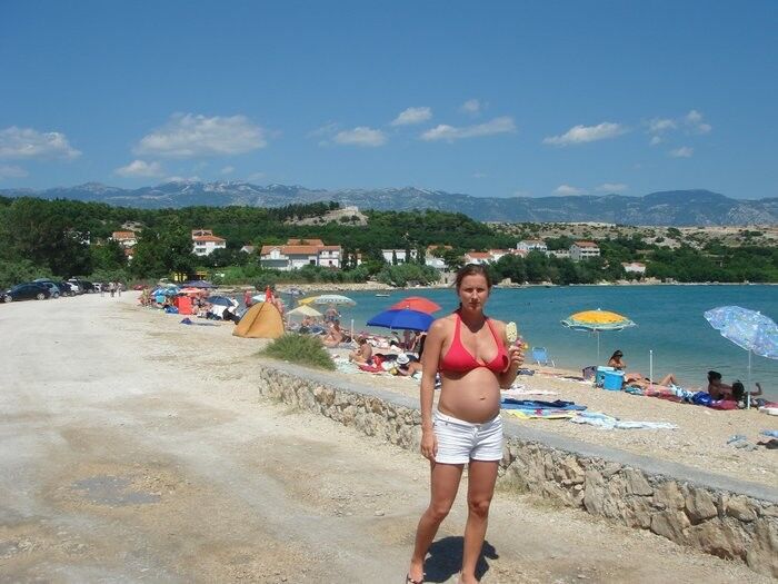 Free porn pics of Croatian wife 6 of 13 pics