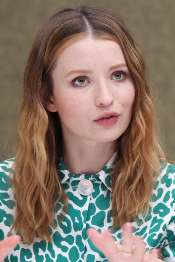 Free porn pics of emily browning 10 of 71 pics