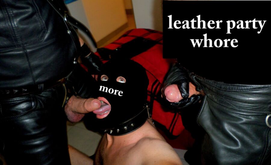 Free porn pics of leathertrio 10 of 18 pics