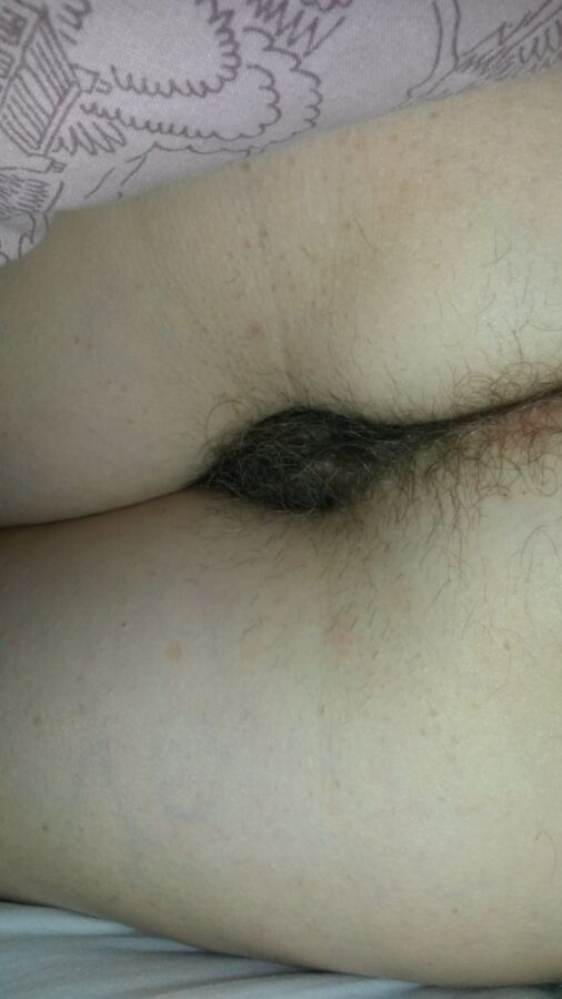 Free porn pics of hairy wife cunt 1 of 5 pics