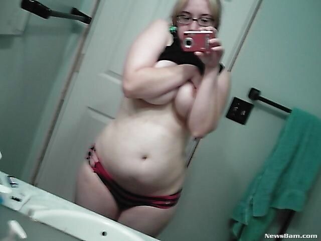Free porn pics of Pregnant Selfie Sluts 18 of 50 pics