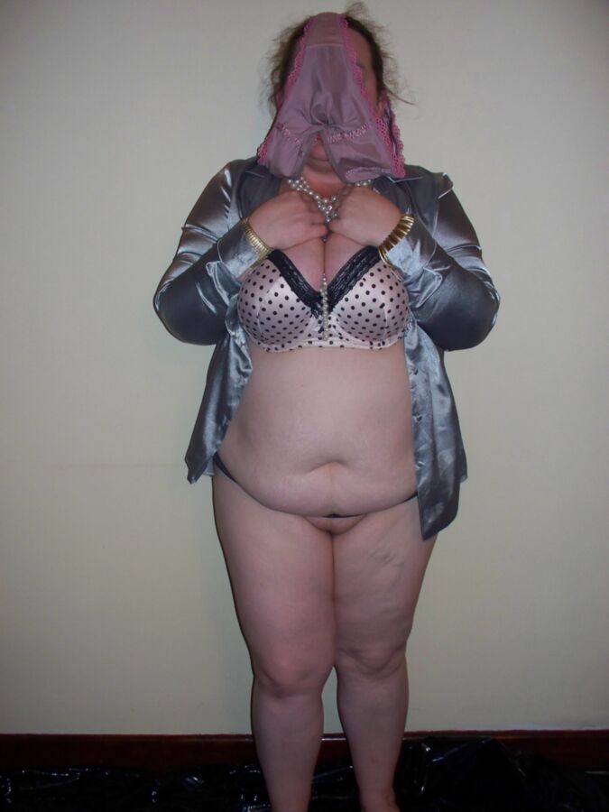 Free porn pics of Fat Irish Slut Wife Karen Humiliated 9 of 72 pics