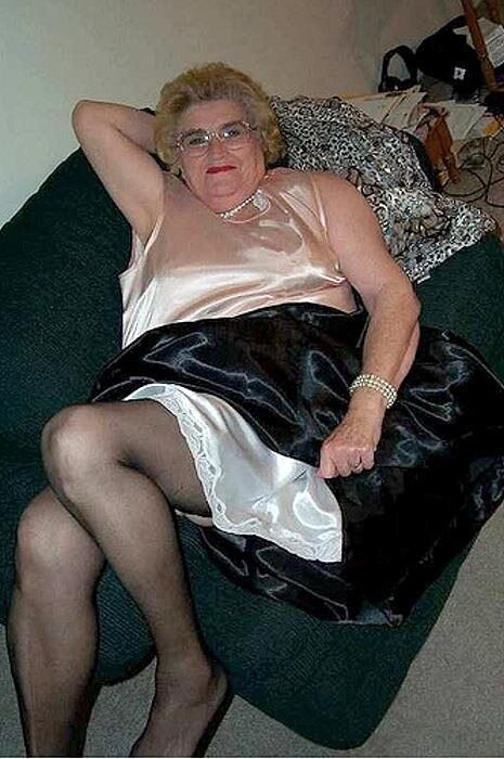 Free porn pics of Dressed grannies 21 of 238 pics