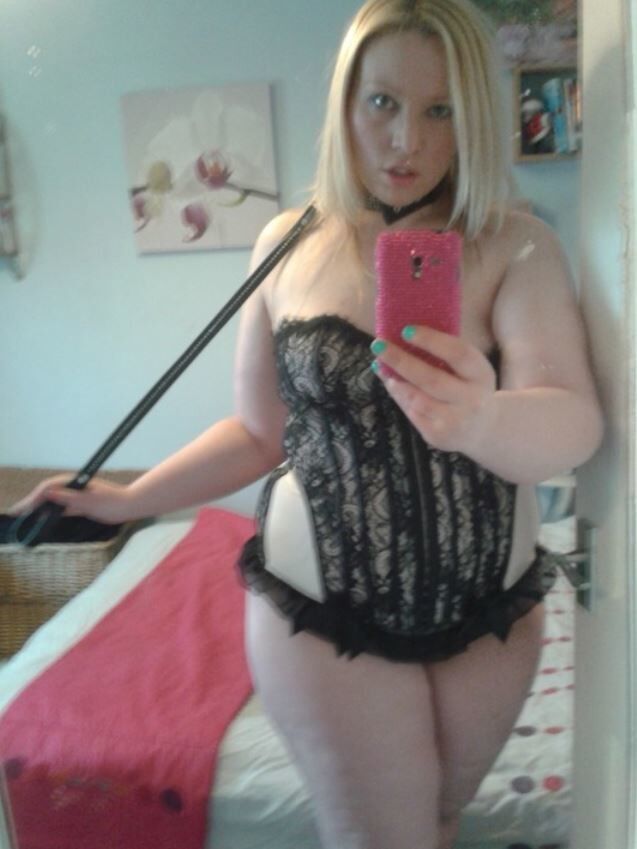 Free porn pics of Sadie, UK Gloustershire Kinky Cum Slut 22 of 34 pics