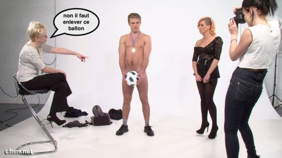 Free porn pics of CFNM DONOVAN FOOTBALLER SHOWS HIS COCK 16 of 34 pics