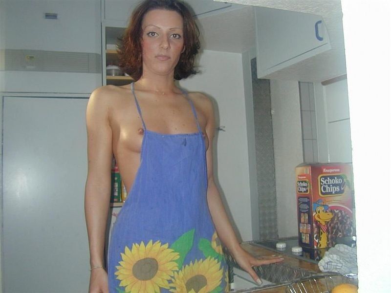 Free porn pics of hot wife in kitchen 4 of 15 pics