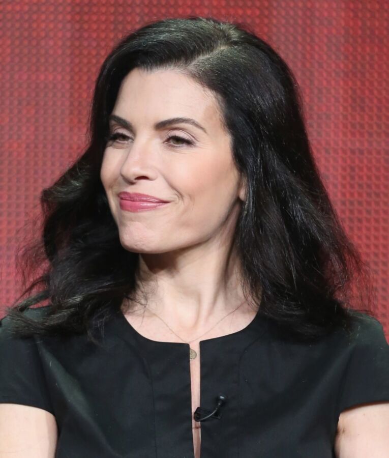 Free porn pics of Julianna Margulies 15 of 37 pics