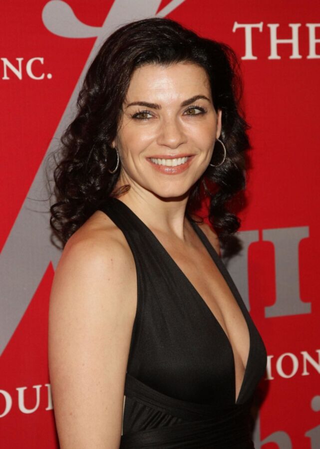 Free porn pics of Julianna Margulies 16 of 37 pics