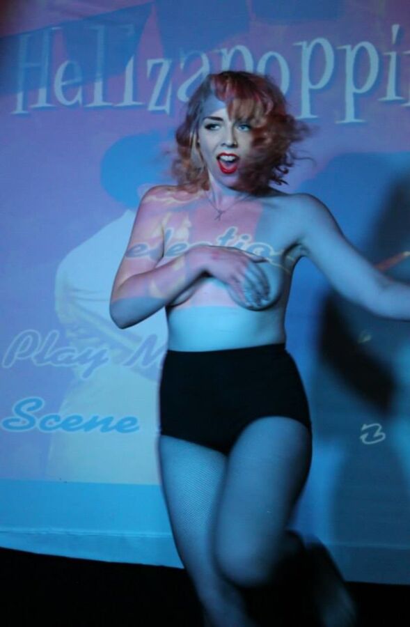 Free porn pics of Filthy performing tart from Brighton, Georgie 7 of 14 pics