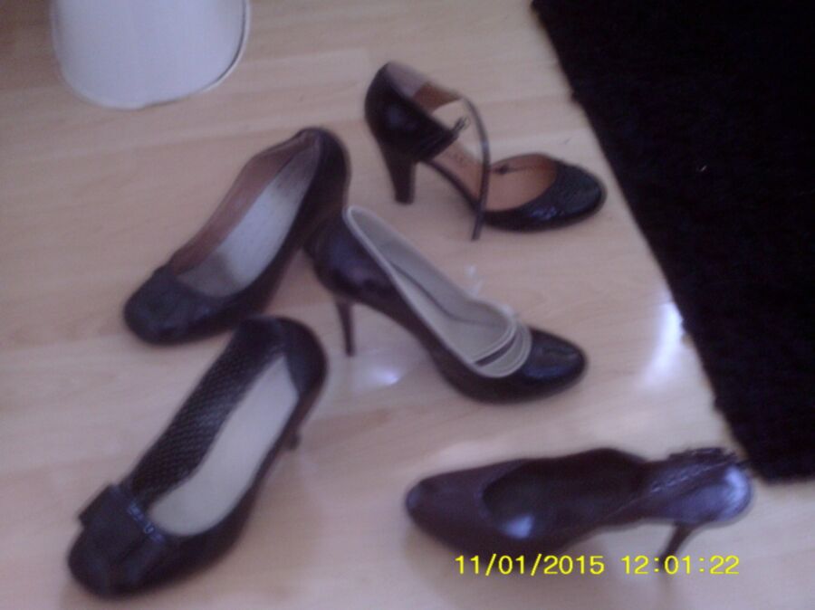 Free porn pics of Mother in laws shoes 1 of 5 pics