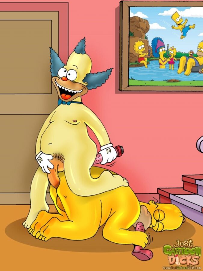 Free porn pics of The Simpsons get a little pervy! 2 of 103 pics