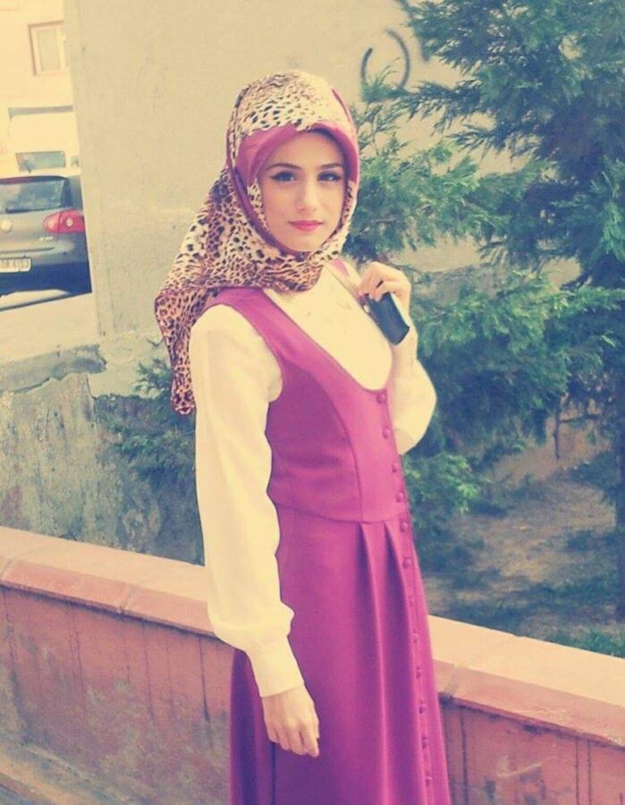 Free porn pics of türbanlı hijab  6 of 16 pics