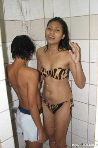 Free porn pics of Lesbian Thai girl bathing 3 of 55 pics