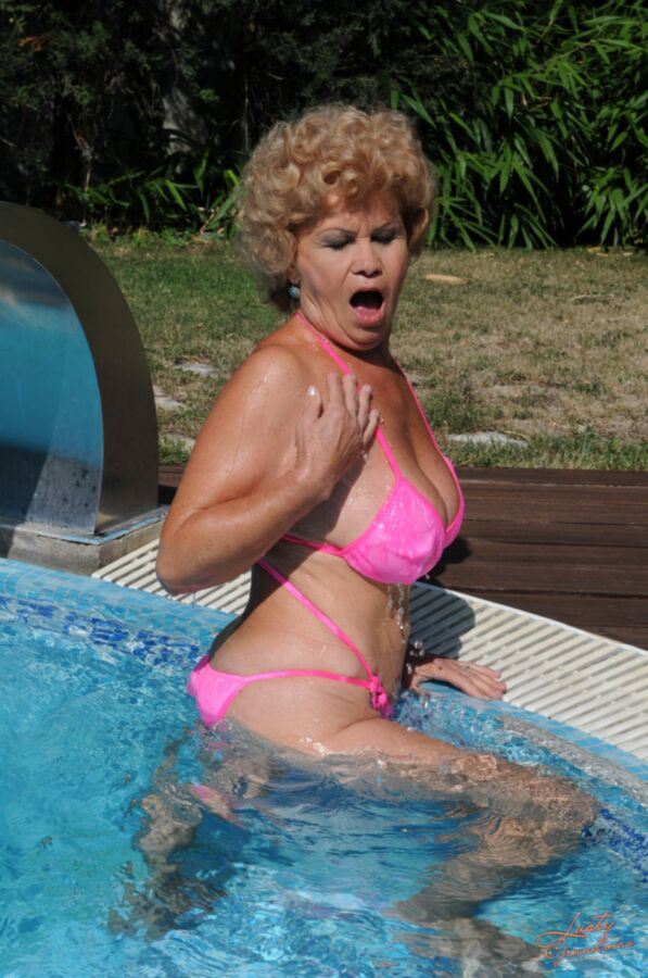 Free porn pics of Granny Effie gets boned and spermed outdoors by her pool. 14 of 127 pics