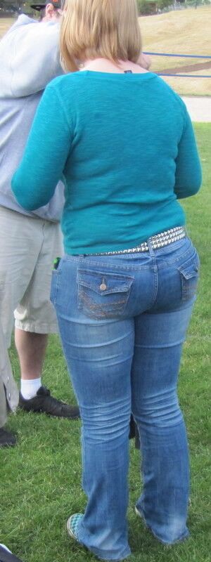 Free porn pics of Big Blue - My favorite candid big butts in jeans 24 of 24 pics