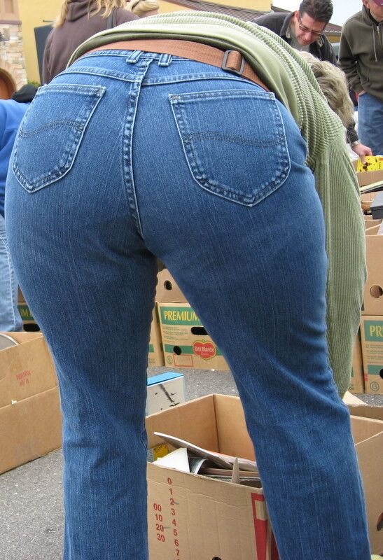 Free porn pics of Big Blue - My favorite candid big butts in jeans 4 of 24 pics