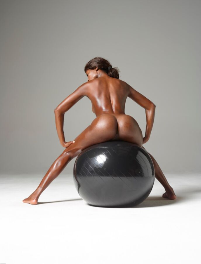 Free porn pics of Simone - Body And Ball 17 of 95 pics