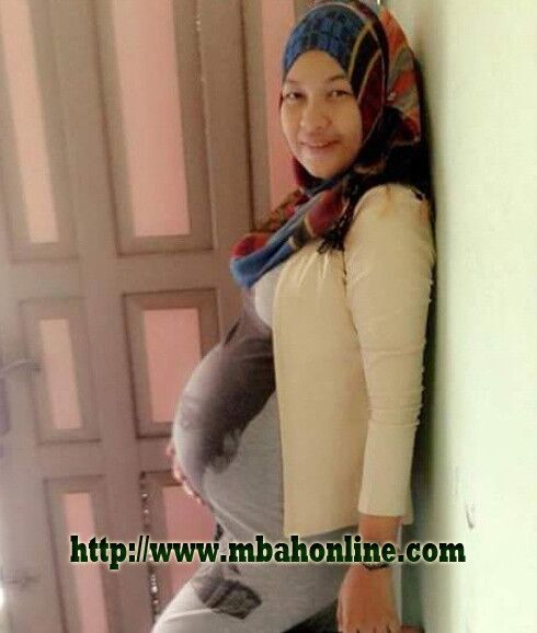 Free porn pics of Jilbab Hamil Cantik 9 of 13 pics