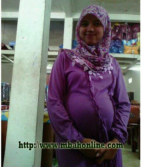 Free porn pics of Penampilan Bumil Jilbab 5 of 12 pics