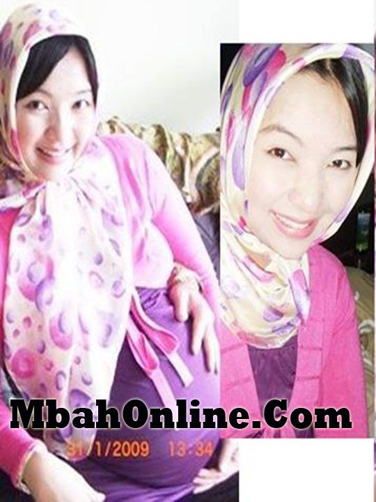 Free porn pics of Hijab Pregnant  13 of 20 pics