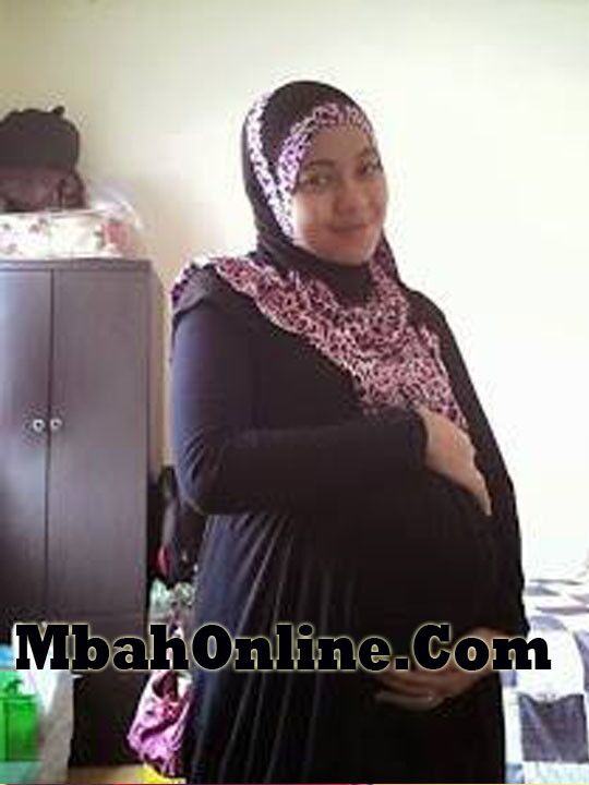 Free porn pics of Jilbab Hamil  1 of 12 pics