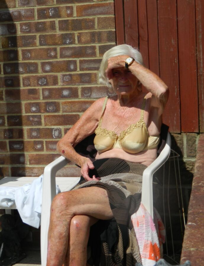 Free porn pics of Very old grannies 5 of 33 pics